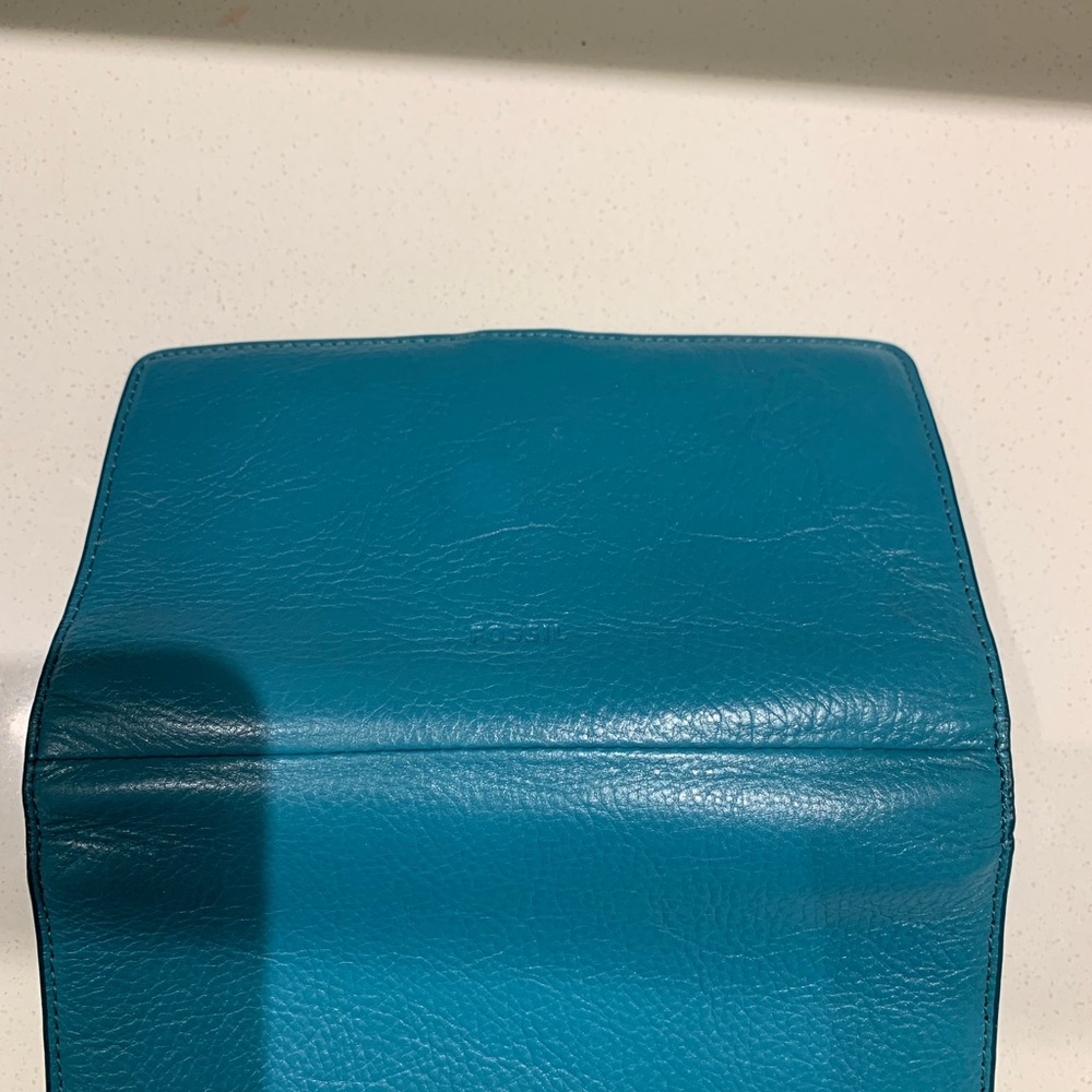 Fossil wallet